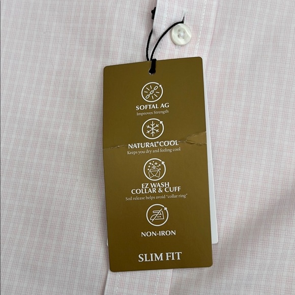 Roundtree & Yorke Pink Dress Shirt with Subtle Pattern - Picture 5 of 9